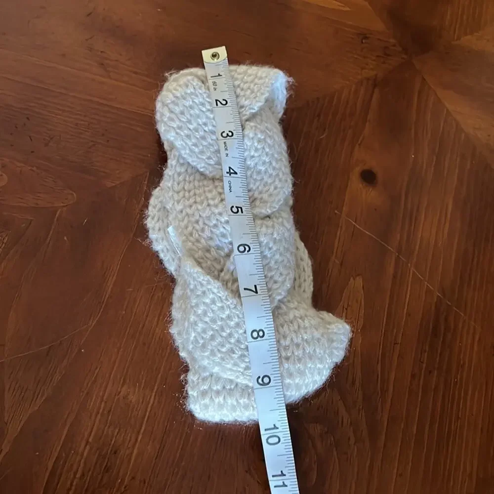 H&M Cream Acrylic Knit Headband Ear warmer